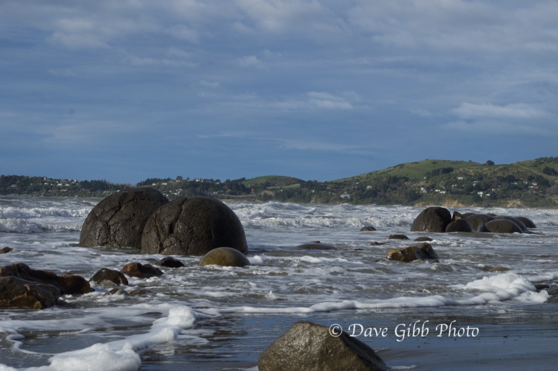 Moeraki Boulders02